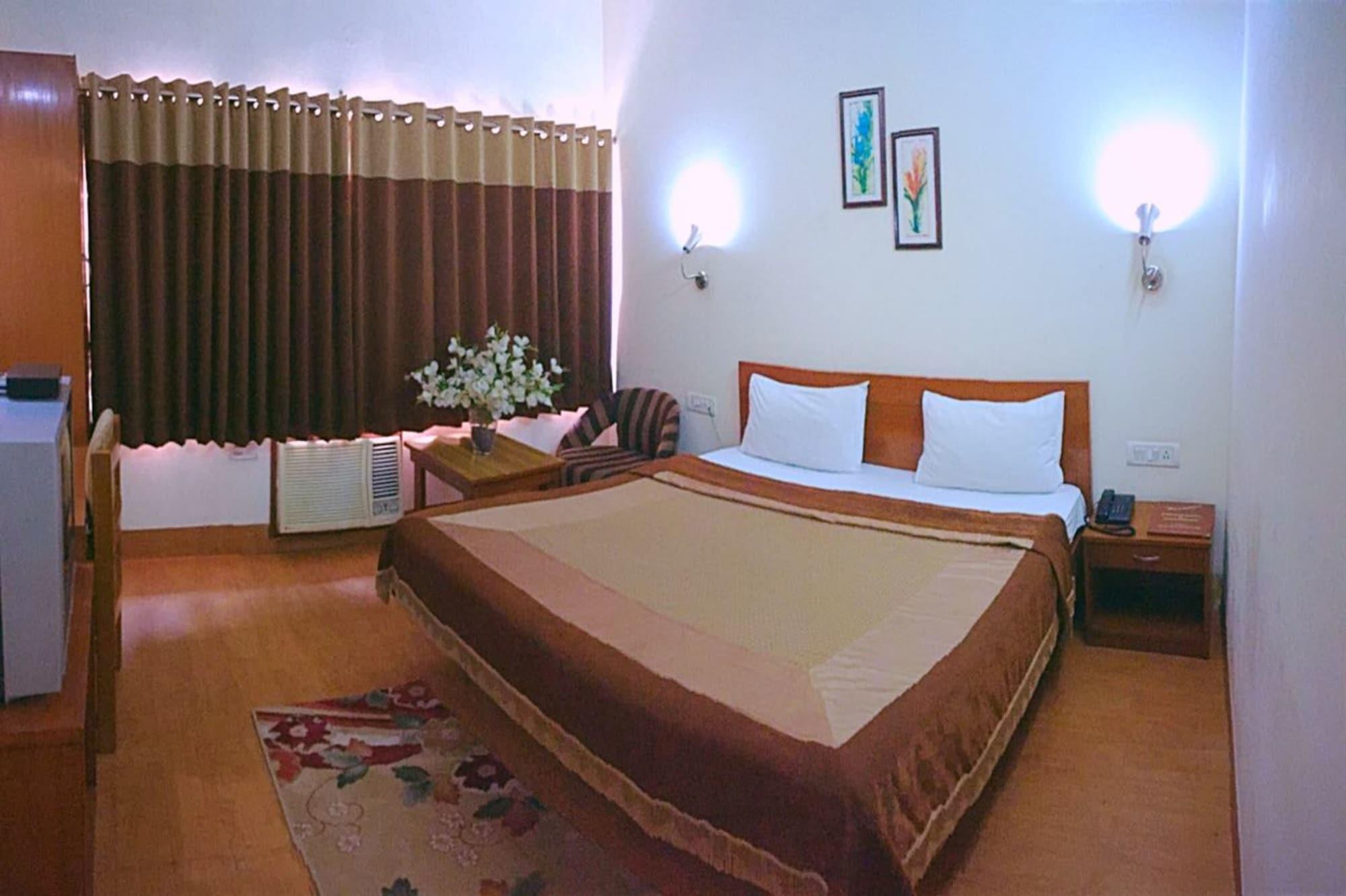 Airport Hotel New Delhi Ngoại thất bức ảnh