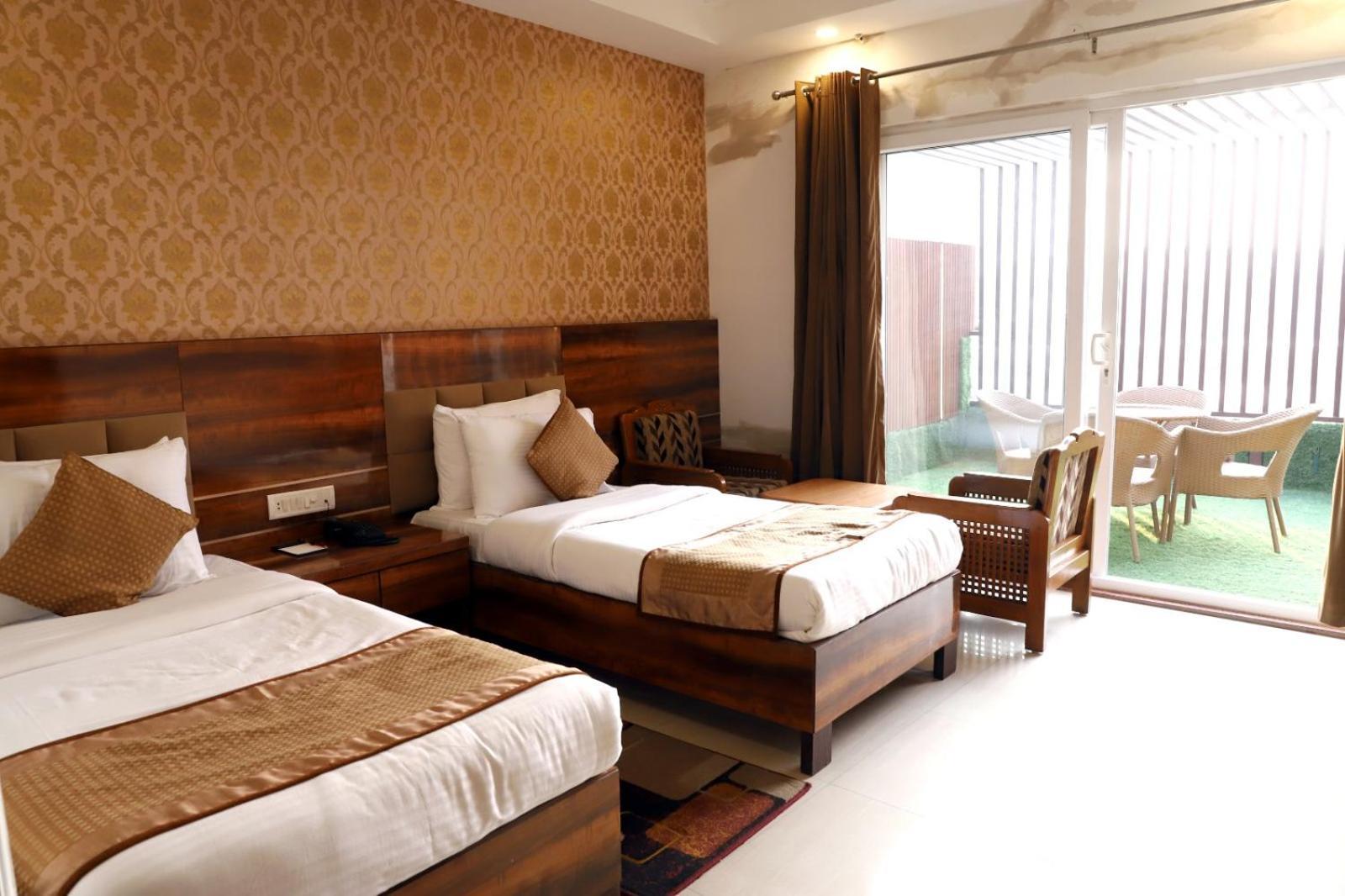 Airport Hotel New Delhi Ngoại thất bức ảnh